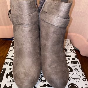 Bamboo ankle booties
